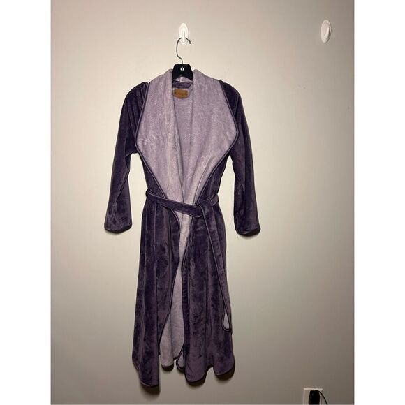 Koolaburra by Ugg purple robe size small C1-10 - Picture 1 of 3